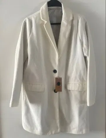 택 포함 새상품 TIP TOP 체스터 코트 여성용