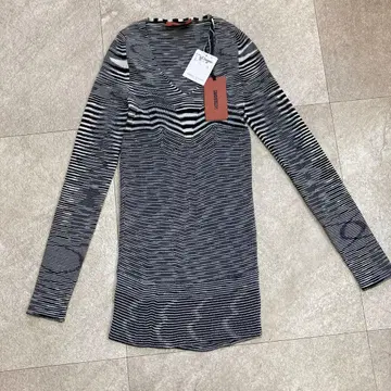 MISSONI 멀티 컬러 보더 니트 이탈리아제 42