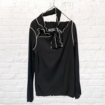 11743 릴릴리 프릴 티셔츠 블랙 걸리시