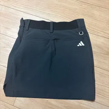 1회 착용 정가 12,650엔 아디다스 골프 여성용 가을/겨울 스커트