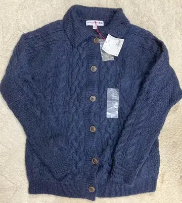 택 포함 새상품 유니클로 이네스 로우 게이지 케이블 가디건 네이비 M