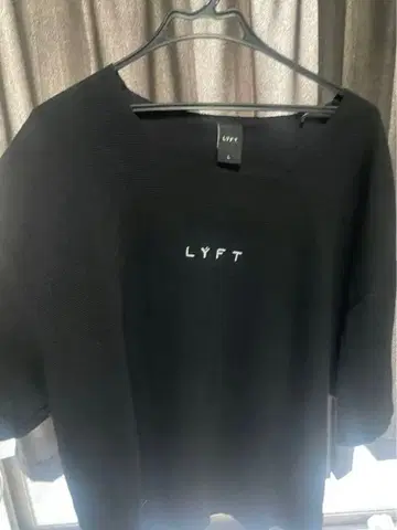 리프트 LYFT 블랙 오버 사이즈 T셔츠