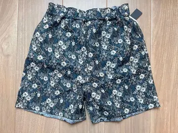 JEANASSIS 가격표 포함 꽃무늬 숏팬츠 블랙 스카이블루