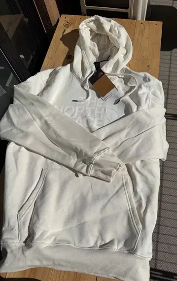 THE NORTH FACE 화이트 후드티