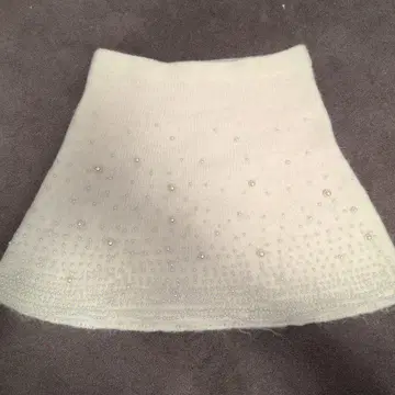 Zarw 화이트 펄 장식 타이트 스커트