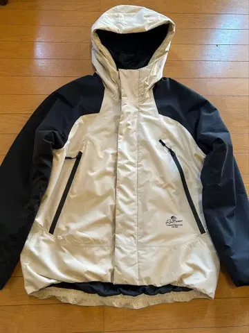 워크맨 AEGIS 레인웨어 베이지/블랙