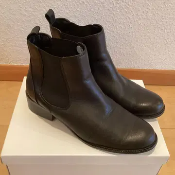 FAUVE 블랙 사이드 고어 부츠