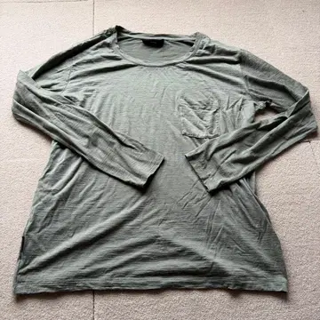 Icebreaker 올리브 그린 긴팔 포켓 T셔츠