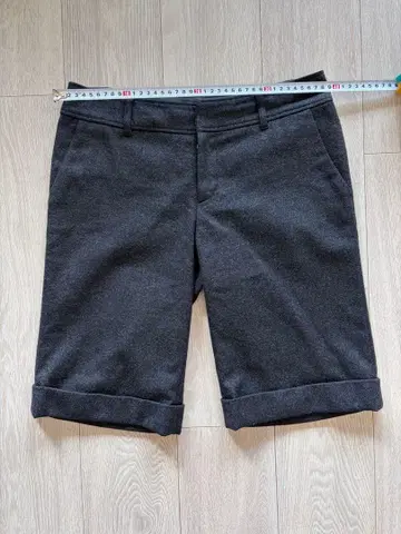 인디비 울 숏팬츠 가을/겨울 차콜 그레이