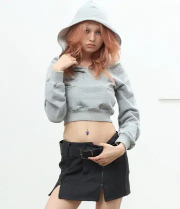 ACLENT 스터드 디테일 컴팩트 후디