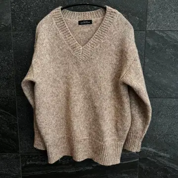 유나이티드 애로우즈 그린 라벨 베이지 V넥 니트