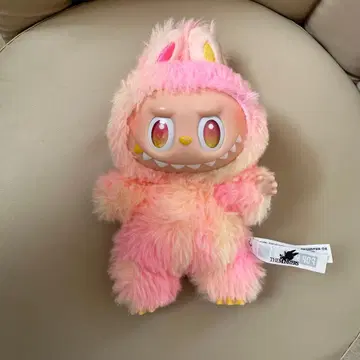 POP MART Big Into Energy 라브브