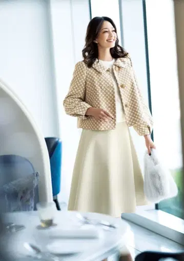 이번 시즌 엠즈 그레이시 코트