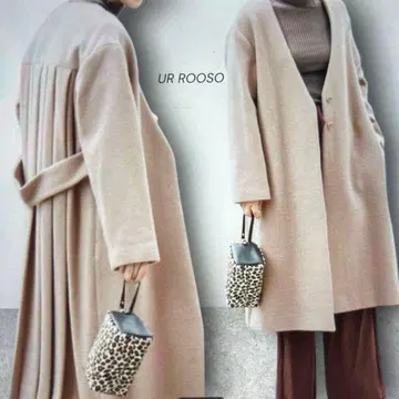 어반리서치 로쏘 ROSSO 백 플리츠 V넥 코트 네이비