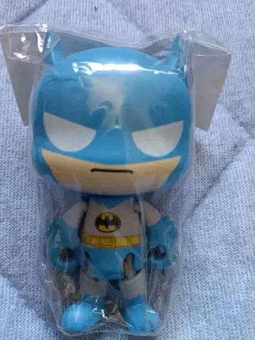 배트맨 피규어 파랑