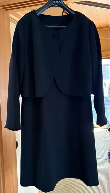 예복 블랙 원피스 수트 (자켓 포함)