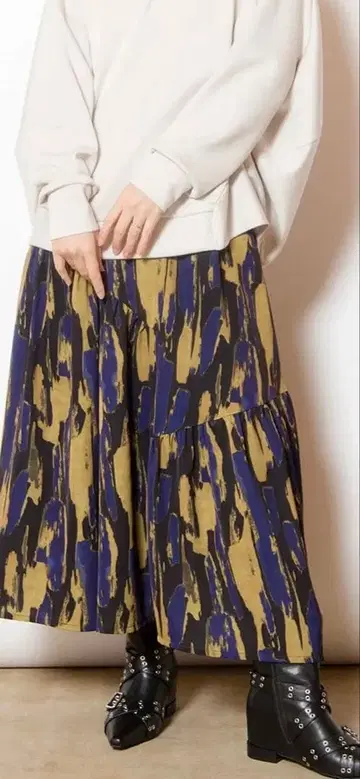 오즈모시스 프린트 개더 스커트