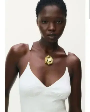 화이트 슬립 스타일 탱크탑