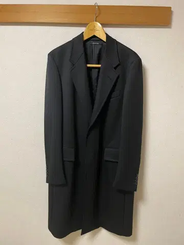 던힐 블랙 체스터 코트 2 버튼