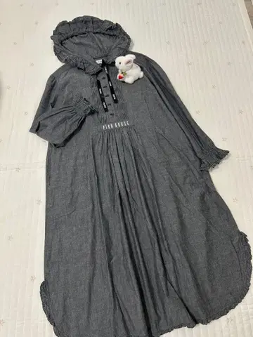 핑크하우스 후드 긴팔 원피스 면 로고 자수 새틴