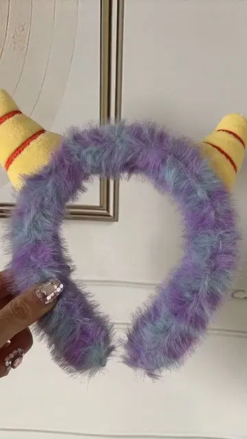 푹신푹신한 보라색과 옐로우 컬러 머리띠