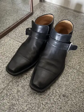 BRUNO MAGLI 블랙 가죽 부츠