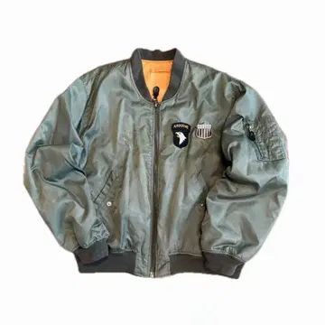 MA-1 플라이트 자켓