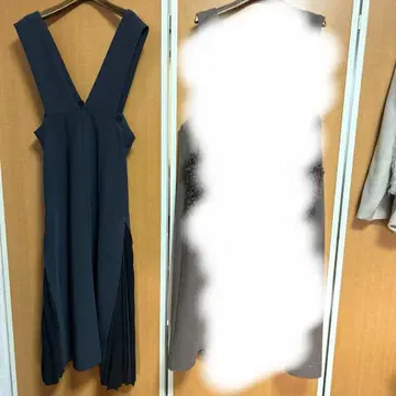 페넬 가로 플리츠 오버롤 스커트