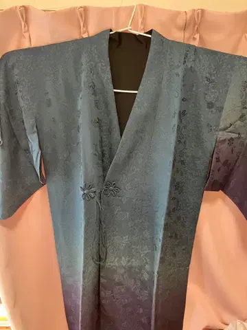 꽃 무늬 자수 그라데이션 기모노 코트