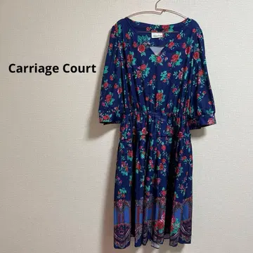 Carriage Court 꽃무늬 원피스 네이비 블루