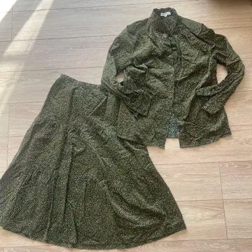 꽃무늬 자켓과 스커트 셋업 38