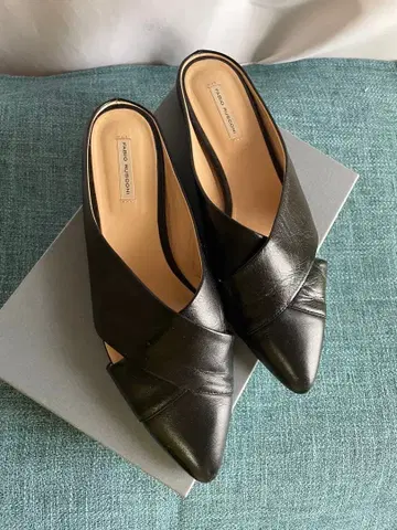 FABIO RUSCONI 블랙 뮬 25(40)