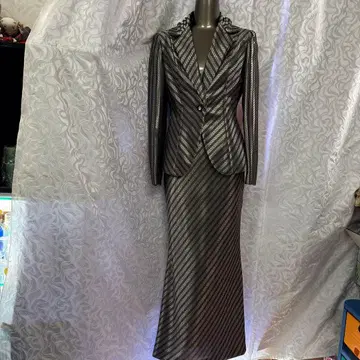 블랙 실버 스트라이프 수트