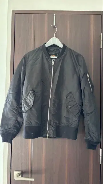 ALPHA INDUSTRIES MA-1 플라이트 자켓 블랙 M
