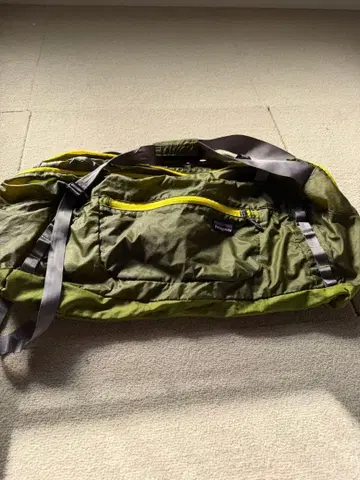 patagonia 라이트웨이트 더플 백 올리브 그린