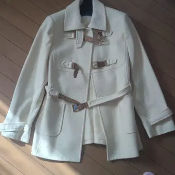 LA JOCONDE 화이트 피 코트 울