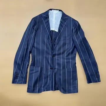 Brilla 스트라이프 테일러드 자켓 44