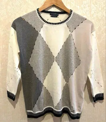 [발렌타인] 새상품급 7부 소매 니트 티셔츠 M 사이즈