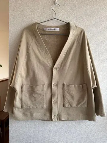 코그 더 빅 스모크 숏 V넥 가디건 겉옷 베이지 프리