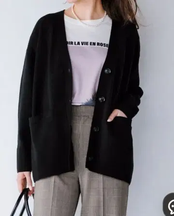 미사용 새상품 UNFILO 코튼 캐시미어 니트 V넥 가디건