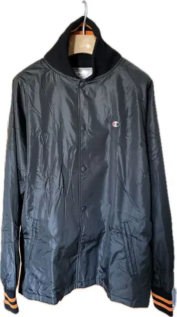 Champion 블랙 x 오렌지 자켓
