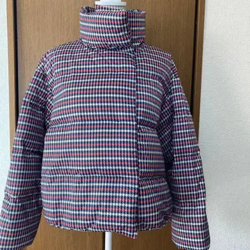 SO close 체크 무늬 하이넥 다운 자켓 빨간색 네이비