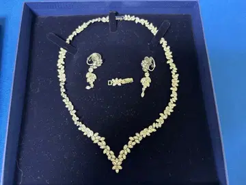 스와로브스키 웨딩 목걸이 귀찌 세트 미란다 커 결혼식