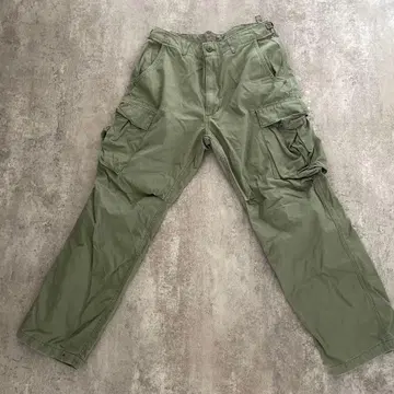 ALPHA INDUSTRIES 카고 팬츠 올리브 그린