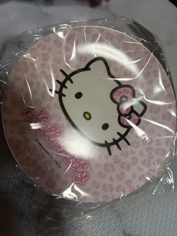 헬로키티 레오파드 무늬 플레이트