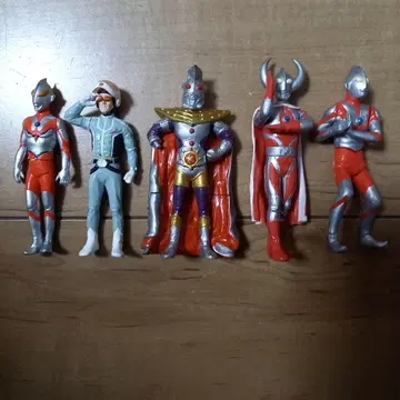 울트라맨 미니 피규어 세트