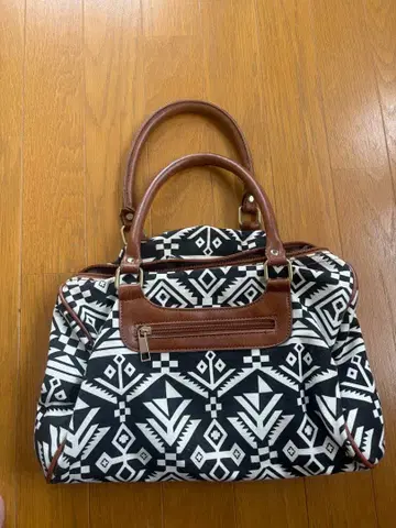 기하학 패턴 보스턴 백 미니 사이즈 사선 가케 포함