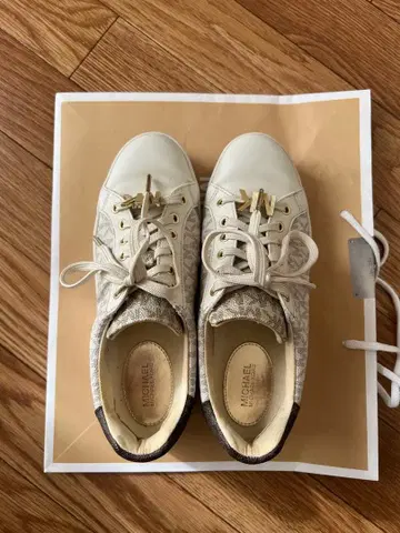 MICHAEL KORS 플랫폼 스니커즈