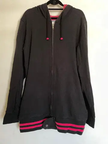 유즈키 유카리 우사미미 후드티 공식 콜라보 굿즈 COSPA제 사이즈 L