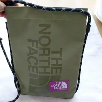 THE NORTH FACE 숄더백 올리브
